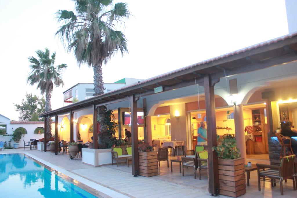 Bay Hotel