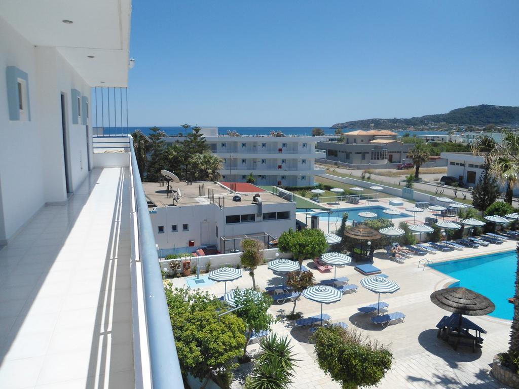 Bay Hotel